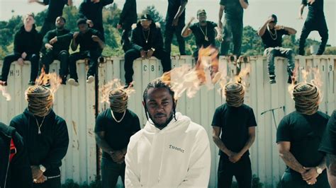 HUMBLE. - Cơn bão rap phũ phàng của Kendrick Lamar